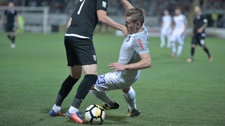 Pariul lui Contra: "Îmi place foarte mult! Mi-a sărit în ochi acum trei luni, are o personalitate în joc extraordinară". Străinul din Liga 1 pe care l-ar naturaliza imediat: "Nu e doar profesionst, e mai mult de atât"