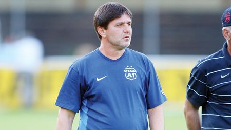Lăcătuș se simte lucrat: "Cineva își dorește să revină la Steaua!"