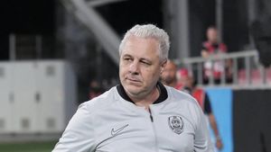 Șumudică i-a zis clar lui Gigi Becali pe ce post să-l folosească pe Drăguș: „Cu mine a dat 16 goluri și a plecat la salariu de 6 milioane de euro”