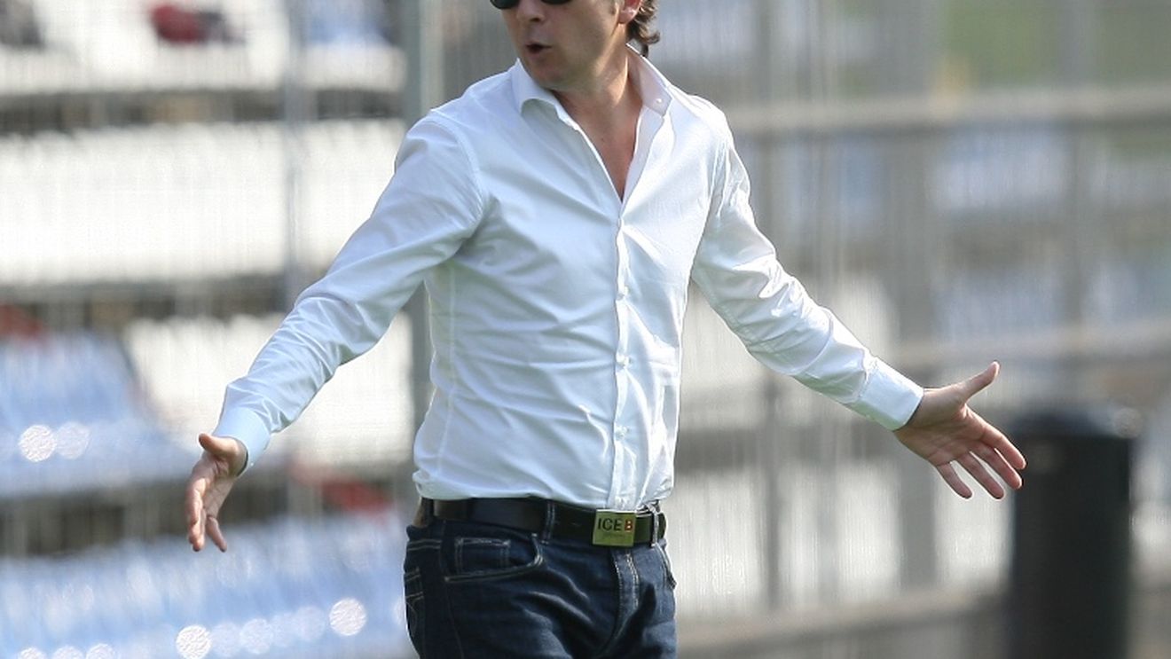 "Un milion la sută am încredere în Răzvan Lucescu"