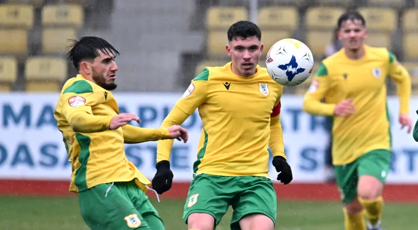 FCU Craiova îi dezvoltă teamă antrenorului Mioveniului! Stroe continuă să-și pună la zid tinerii portari și speră ca și de această dată să se găsească bani în ultimul moment pentru organizarea meciului