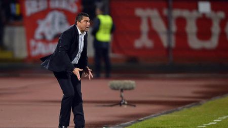 Ilie Stan, debusolat de rezultatul cu Dinamo: "Nu mai rezist, vă spun sincer!** E inadmisibil ce a făcut Paraschiv, acolo s-a pierdut jocul!"