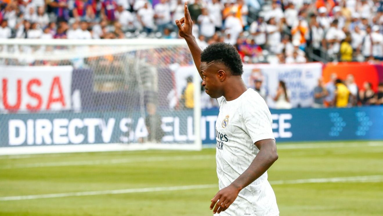 Arabii știu că totul se cumpără și i-au pus fotbalistului pe masă un contract de peste 1.000.000.000 de euro. Antrenorul său a reacționat imediat