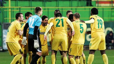 Vaslui va evolua cu prima echipă în meciul cu Steaua. Conducerea clubului va aduce legitimațiile jucătorilor. Reacția LPF