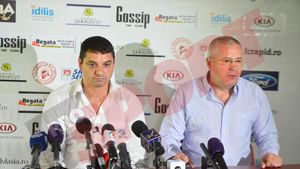 Iulian Roșu, Sebastian Cojocnean și Nicolae Vasile au semnat contracte cu Rapid