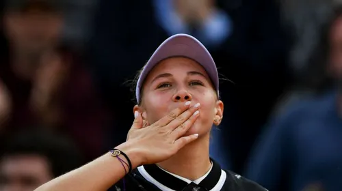 Jucătoarea care a învins-o pe Simona Halep la Roland Garros a încins internetul cu o fotografie în stil Genie Bouchard | FOTO