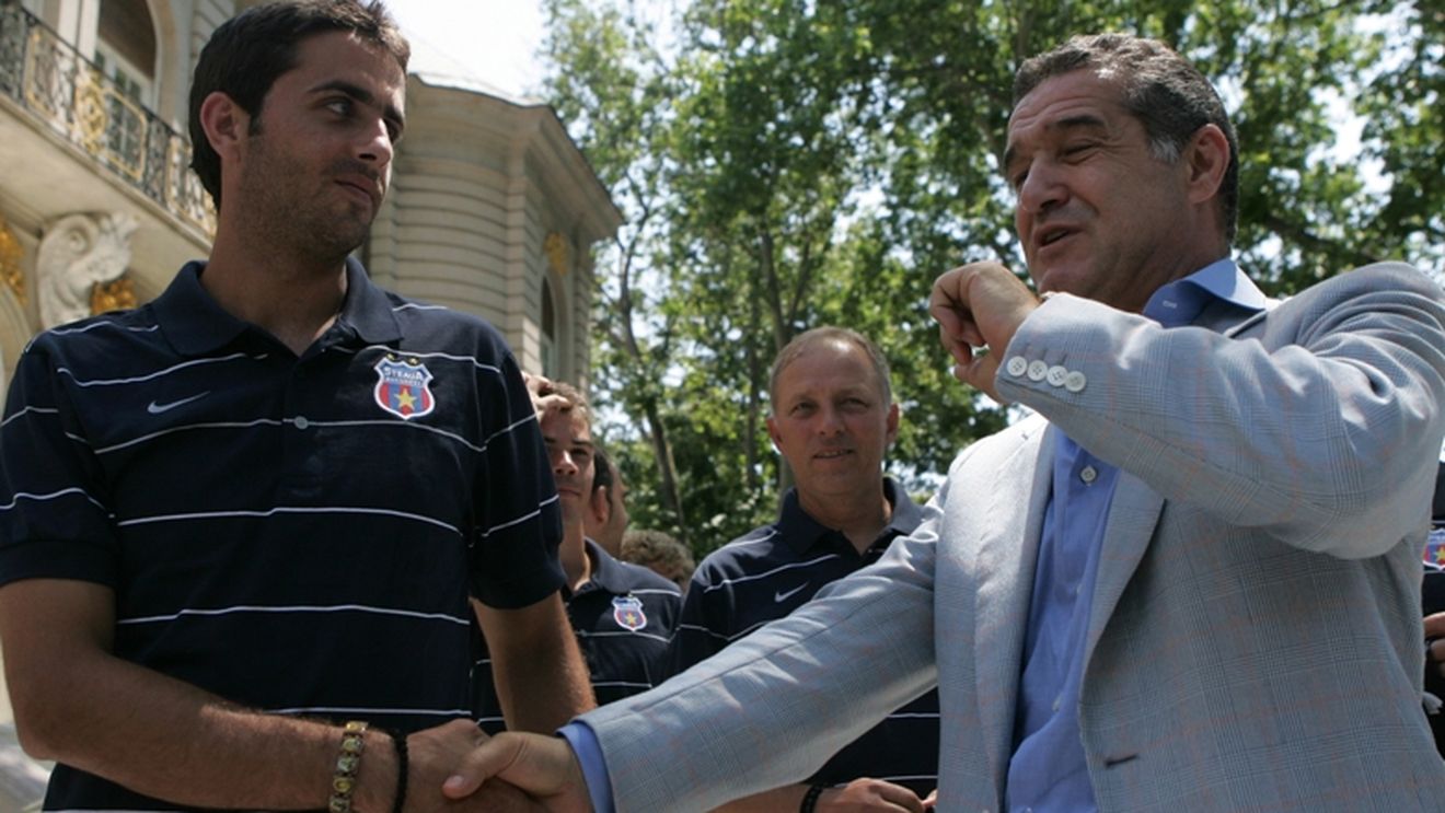 Becali: "I-am dat drumul lui Badea** pentru că Lăcătuș nu l-a vrut!"