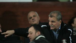 Dinu Gheorghe: "Să vă spună Borcea de ce nu-l acuză pe Drăgănescu, ci dă doar în Rapid!"