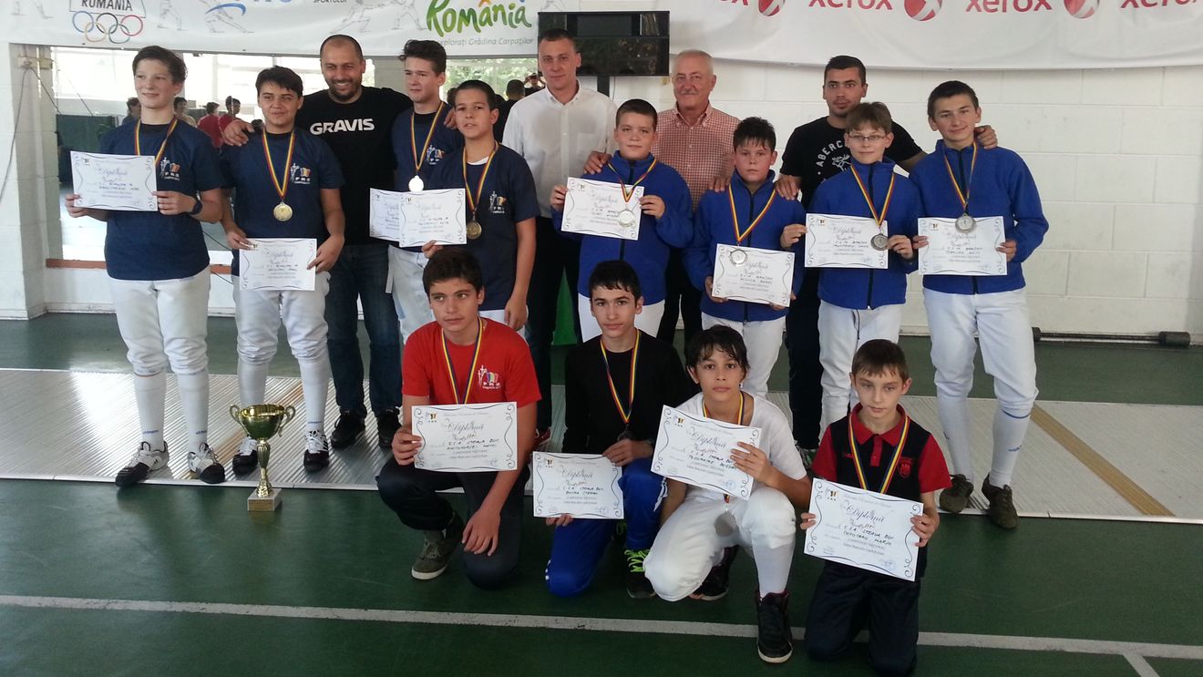 Riposta 4 București a câștigat Naționalele de sabie copii masculin