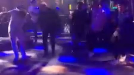 VIDEO | Petrecere în tabăra Viitorului după calificarea în play-off! Oamenii lui Hagi au dansat pe muzică machedonească