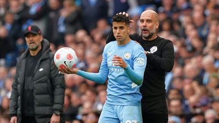 Pep Guardiola a dezvăluit ce le-a spus jucătorilor lui Manchester City, după remiza cu Liverpool: „Suntem foarte mândri!”