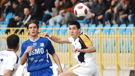 Trecerea lui Pârvulescu la Steaua, mâna lui Condescu?** De ce s-a răzbunat patronul celor de la Pandurii pe 'câini'