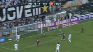 VIDEO** Robinho ratează cu poarta goală din jumătate de metru!