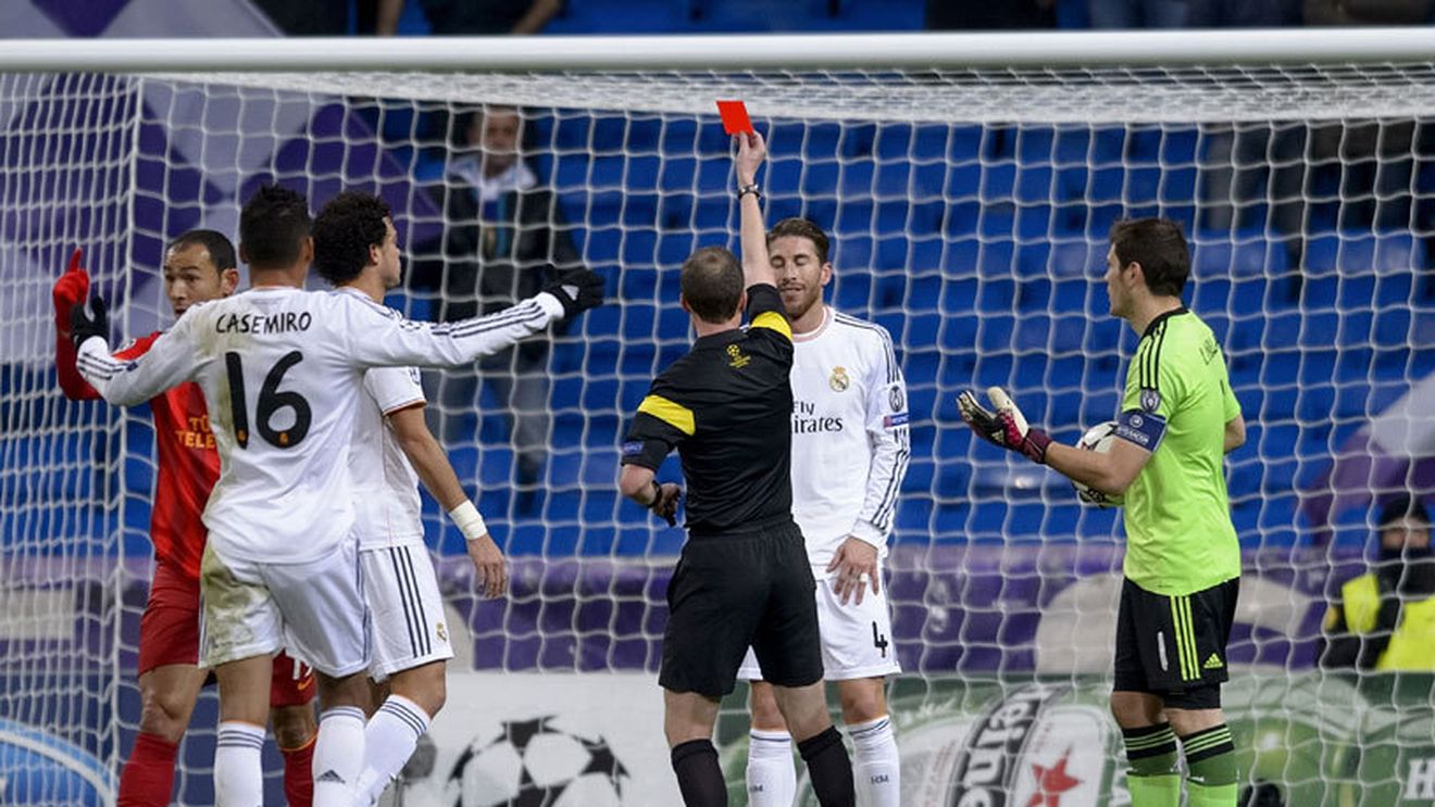 Meciul cu Galata i-a fost "fatal"! Real vrea să scape de încă un "veteran" și a invitat-o și pe Barcelona la negocieri. Ce clauză uriașă i s-a fixat