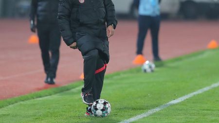 Dan Petrescu, tentat să-i conducă pe Keșeru, Moți și Grigore! „Sunt pregătit să devin antrenorul acestei echipe”