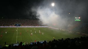 "Mânjii" vor juca pe Ghencea!