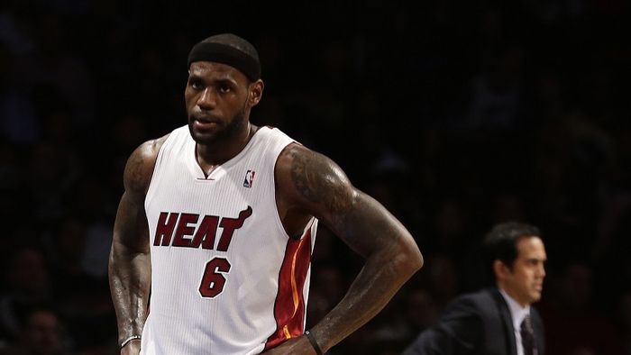 "Avem un joc de rahat. Trebuie să schimbăm asta". Ce a spus LeBron James înainte ca Heat să o spulbere pe Bucks