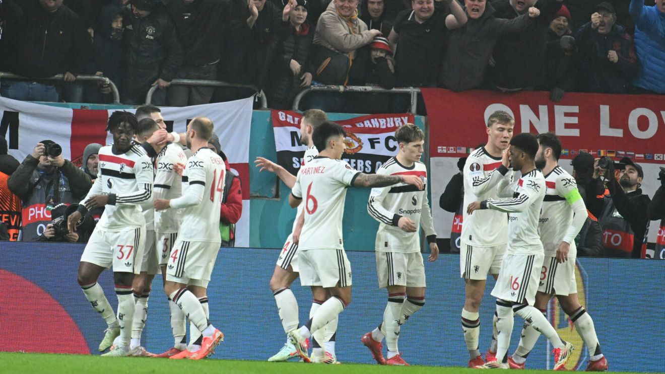 De ce Manchester United nu a plecat din București imediat după victoria cu FCSB: „Unii jucători vor fi supărați, dar e mai bine așa”