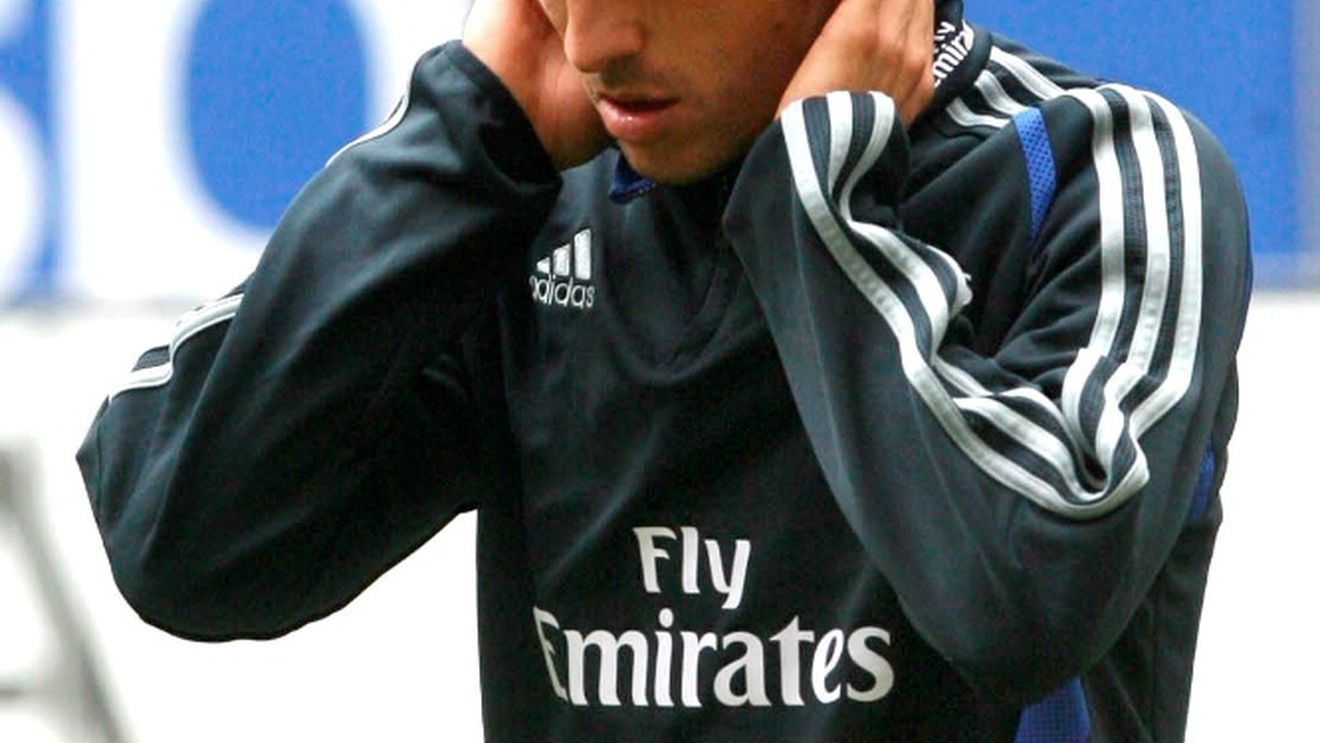 "Visez să joc la Real Madrid, dar rămân la Hamburg"