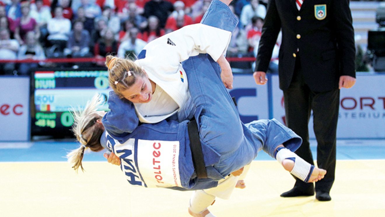 "Piți" luptă tare!** Alina Dumitru este prima campioană olimpică din judo-ul românesc care a vrut să se retragă după Atena 2004 și va da ultima luptă la Londra