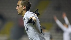 El va fi ultimul transfer al verii pentru Dinamo! Portughezii au făcut anunțul: e așteptat un mijlocaș format de Sporting Lisabona