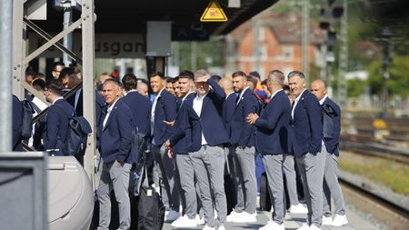 Lovitură pentru delegația României: s-a stricat aeronava care trebuia să îi aducă tricolori în țară, după EURO 2024! Ce decizie s-a luat de urgență
