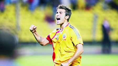 Vrea să ducă România la CE 2012!** Mutu, la fel ca Hagi și Boloni