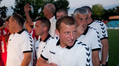 Dorinel vrea împăcare cu fanii!