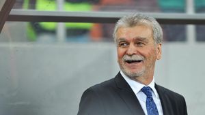 Dinu Gheorghe, suspicios în privința atacantului dorit de Rapid. „La 15-16 ani era ca Bobo Vieri, dar o să-i fie greu! Eu l-am adus în România!” | VIDEO EXCLUSIV ProSport LIVE