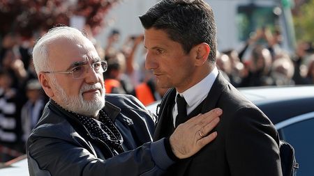 Ce a făcut Răzvan Lucescu atunci când patronul lui PAOK a încercat să-i impună jucători în echipa de start: "Am avut o discuție chiar de față cu jucătorii"