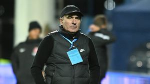 Mesajul lui Gică Hagi pentru premierul Marcel Ciolacu