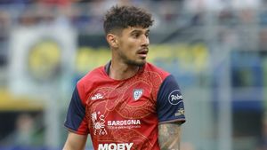 Italienii îl umilesc pe Florinel Coman, după Cagliari - Udinese 1-2: "E greu să ştii că a jucat, dacă nu era tabela de înlocuiri"