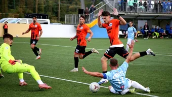 VIDEO | Gol de CNN reușit de echipa lui Vali Lazăr împotriva celei a lui Takayuki Seto. Un fost jucător în Liga 2 a înscris de la circa 70 de metri