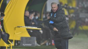 Dan Petrescu, săgeți către jucătorii săi după înfrângerea cu Rapid. „Sunt foarte supărat! O să vorbesc cu ei!” Ce l-a nemulțumit