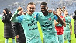 A ucis-o pe Craiova și a început să plângă cu iubita lui și cu tatăl său: „Dumnezeu dă lucruri grele oamenilor puternici”