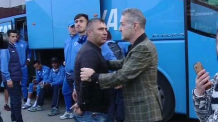 "Băi, dacă vrei să pleci afară, vino la Steaua!" Ce i-a transmis Becali lui Andrei Ivan când s-au întâlnit lângă autocarul Craiovei