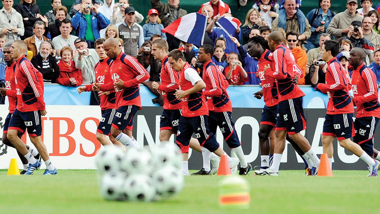 VEZI AICI o analiză a primului "11" al Franței! CINE E MAI "COCOȘ"?