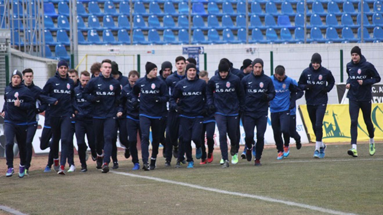 Leo Grozavu e rezervat în privința achizițiilor făcute de FC Botoșani. "Bugetul nu ne permite să aducem jucători de valoare. Doar grupul poate să răzbească"
