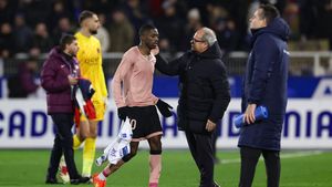 Șeicii din Arabia Saudită i-au făcut o ofertă colosală „creierului” de la PSG: 200.000.000 de euro salariu și un proiect pe 10 ani