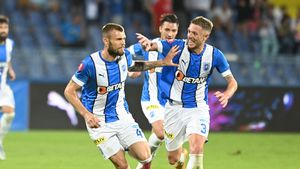 Cifrele InStat | Universitatea Craiova a dat lovitura! Bogdan Mitrea, cel mai bun de pe teren la meciul cu FC Botoșani! „Renegatul” Ionuț Vînă a prins top 5, în timp ce Dan Nistor a fost printre cei mai slabi | EXCLUSIV