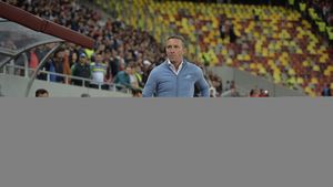 Ironii în limbaj de cartier. FOTO | Ce a vrut să spună galeria lui Dinamo în mesajul adresat lui Mihai Stoica: "Meme, pentru a fi 12 ai facut 16"
