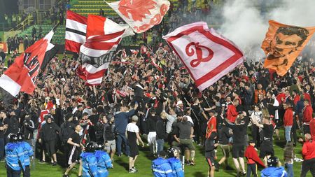 Dinamo mai umple stadioanele în România! Interes uriaș pentru meciul „câinilor”, iar conducerea a făcut anunțul: „Mâine dăm toate biletele!” | EXCLUSIV