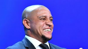 Roberto Carlos s-a uitat la meciul lui Ianis cu Real Madrid și și-a adus aminte de Gică Hagi: "Nu am amintiri bune cu el!" :) Ce a declarat legendarul fundaș brazilian