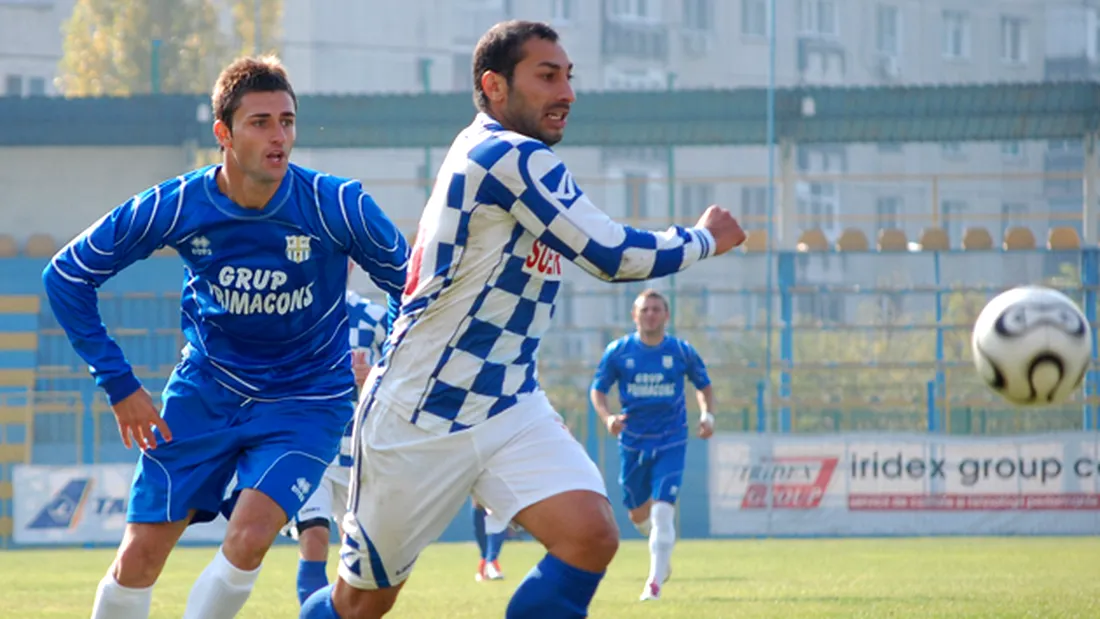 Bier, Vodiță și Istinie** au semnat cu FC Hunedoara