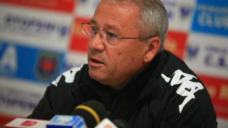 Bucurescu: "Vasluienii au fost "ajutați" de arbitrii, altfel nu câștigau"