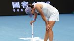 Iga Swiatek, imagini neobișnuite la debutul la Australian Open! Fostul lider WTA a avut probleme cu ținuta și a recurs la un gest neașteptat. VIDEO