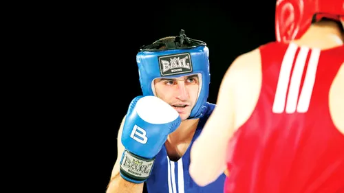 Tricolorul, doar pe tricou!** Cei 8 sportivi români care vor boxa la Baku o vor face sub numele și steagul AIBA