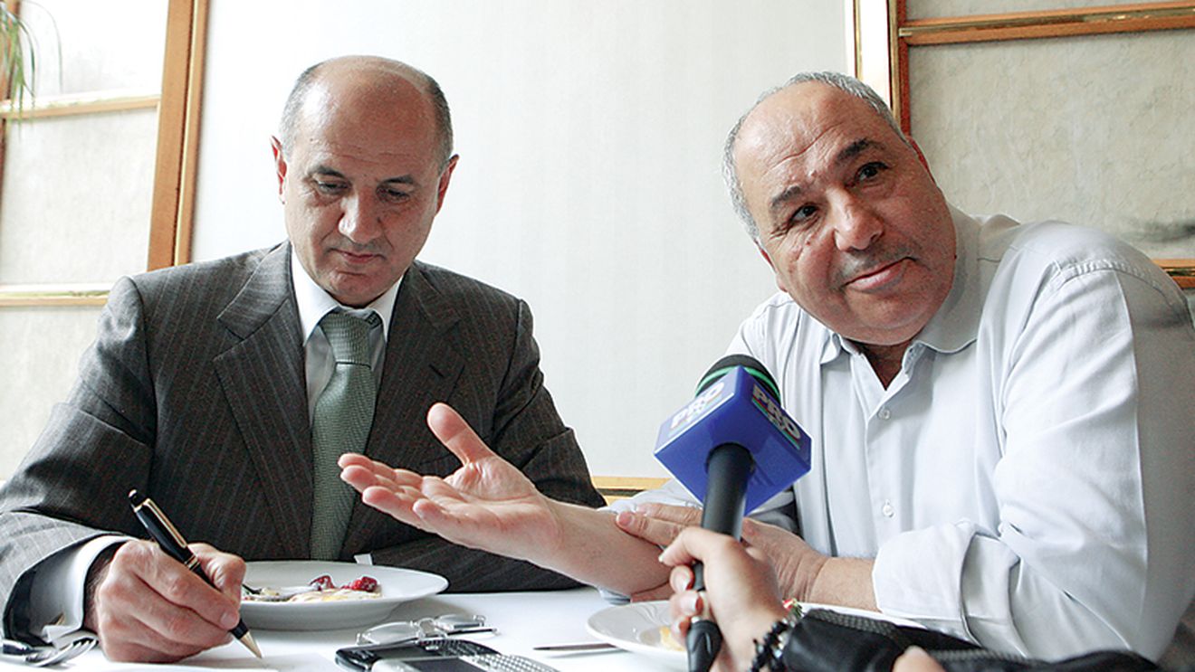 Luptă de de 5 stele între Taher și Copos