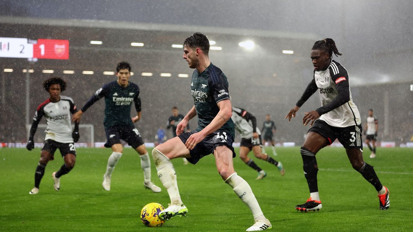 Arsenal face un nou pas greșit în campionat și se îndepărtează de liderul Liverpool! Fulham, prima victorie în fața „tunarilor” după 11 ani