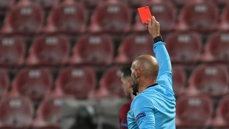 Observator al Federației Române de Fotbal, suspendat și amendat drastic după ce a fost denunțat de un arbitru! Este acuzat că a încercat să intermedieze mituirea brigăzii la un meci de campionat! Reacția sa | EXCLUSIV